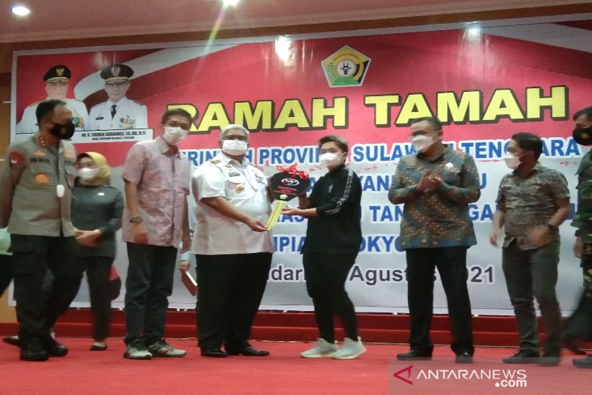 Pemprov Sulawesi Tenggara apresiasi Apriyani Rahayu dengan hadiah mobil