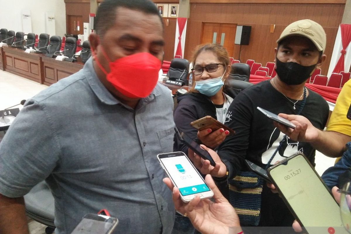 DPRD Maluku perjuangkan upah guru honorer Rp2 juta, pengabdian patut dihargai