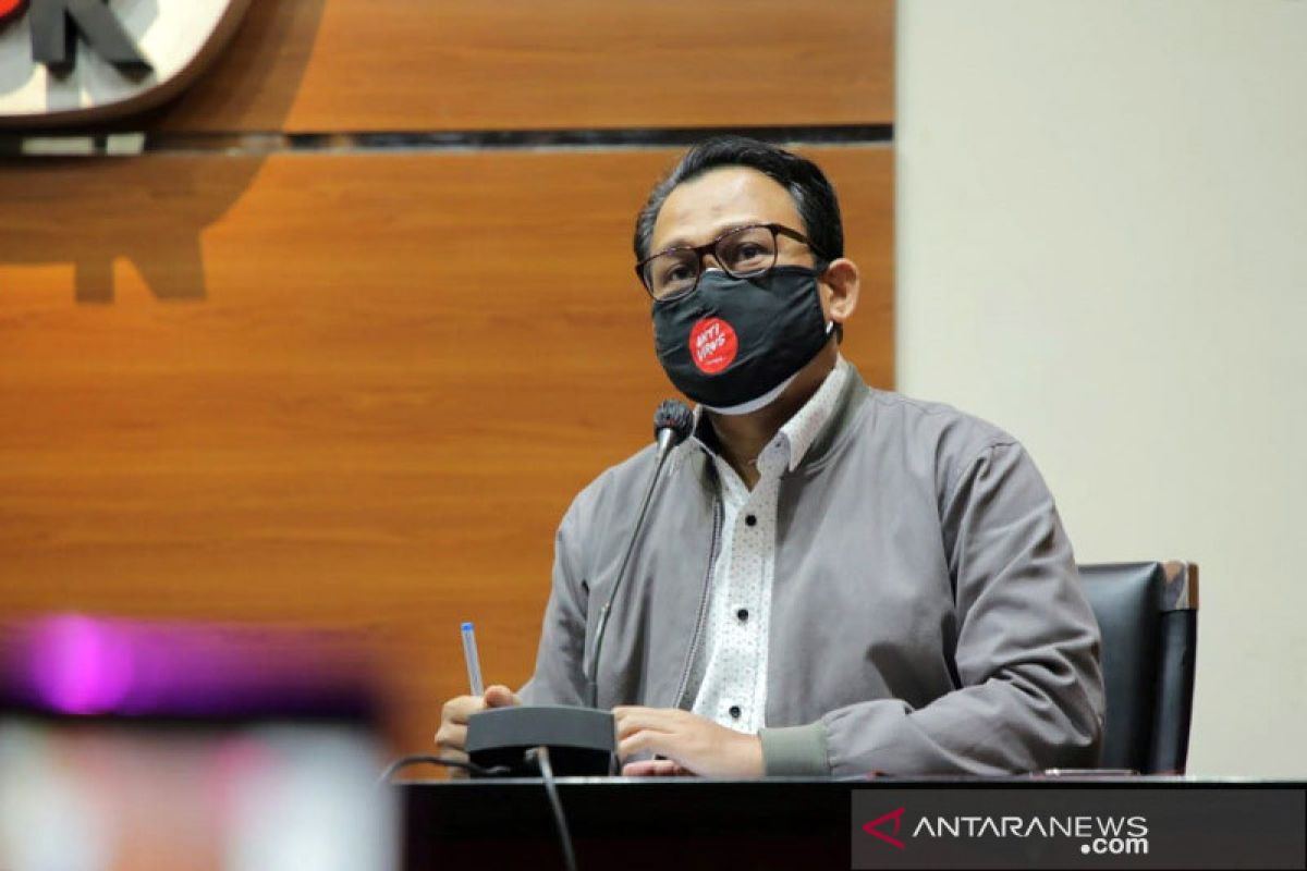KPK panggil tiga saksi kasus korupsi proyek Gedung IPDN Sulut