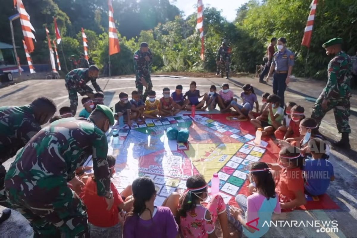 Satgas Pengamanan Perbatasan RI-Malaysia tanamkan nasionalisme bagi anak-anak di perbatasan