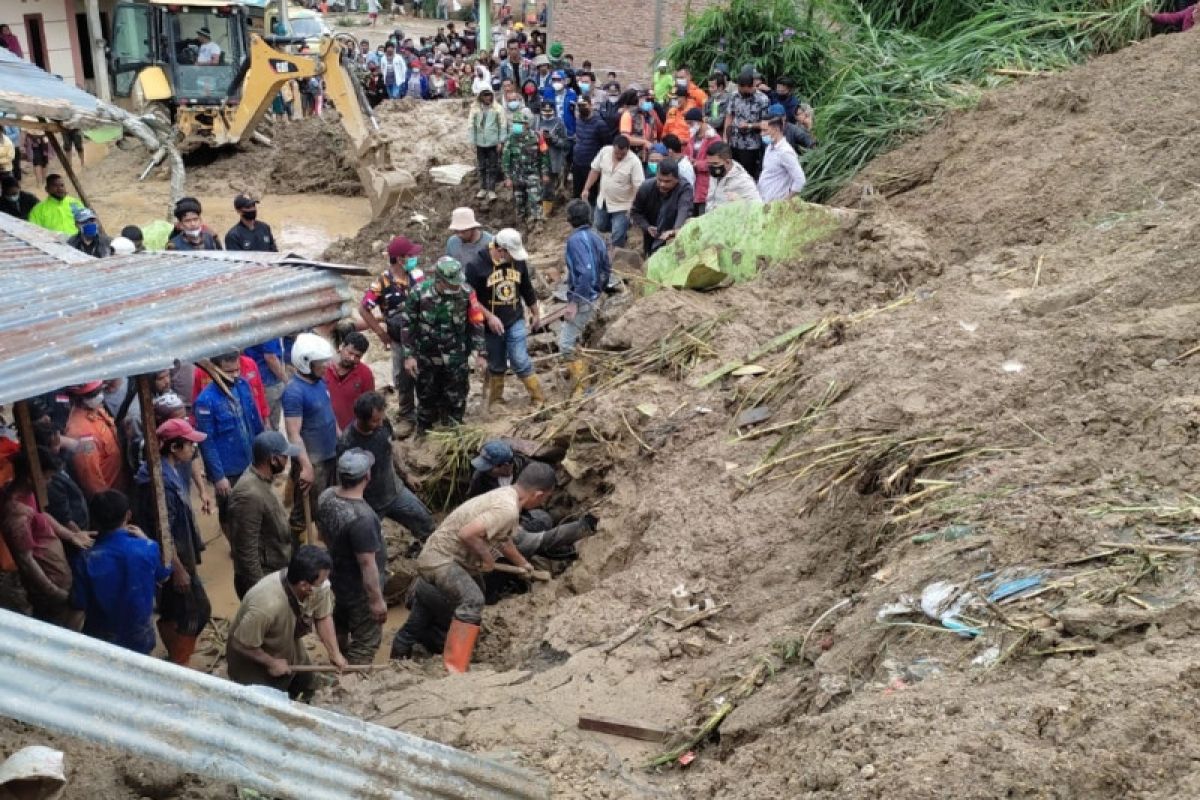 BPBD Karo: Korban  longsor yang meninggal dunia sudah ditemukan semua