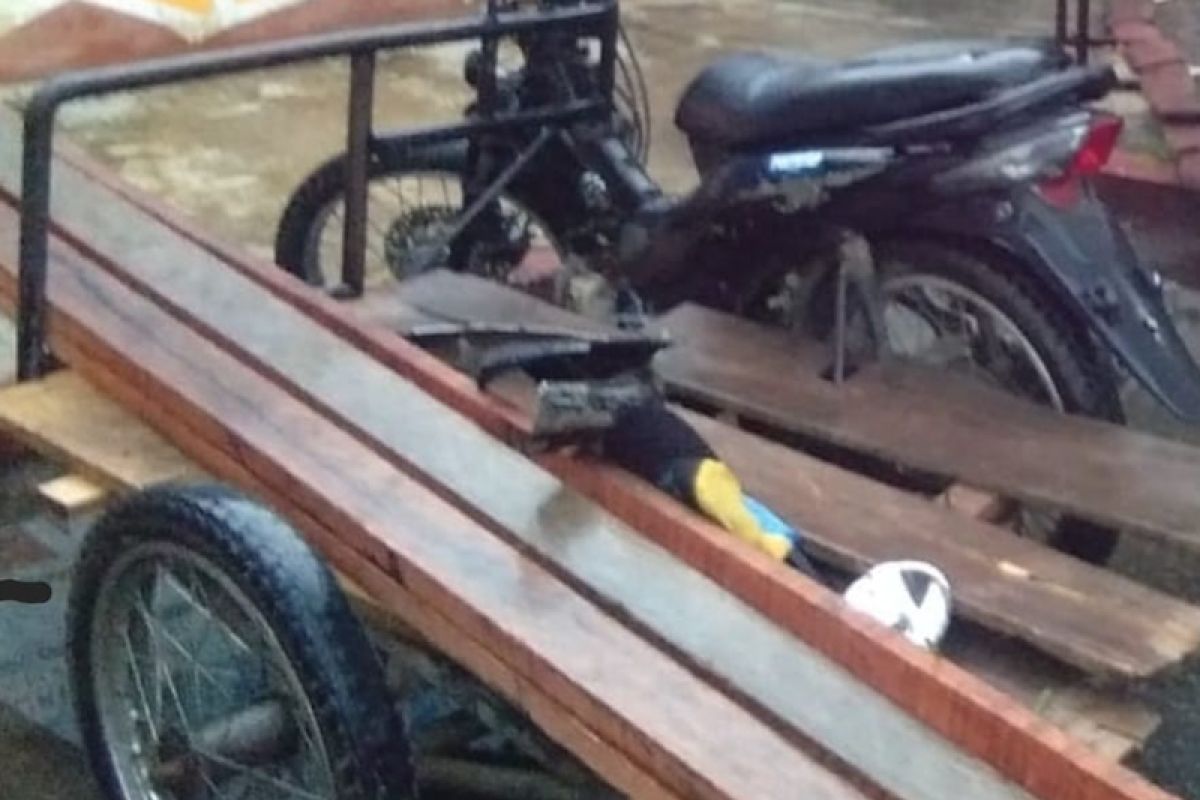 Abang becak tewas ditabrak, pelaku kabur