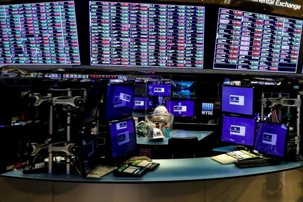 Wall Street dibuka naik jelang pidato Ketua Federal Reserve