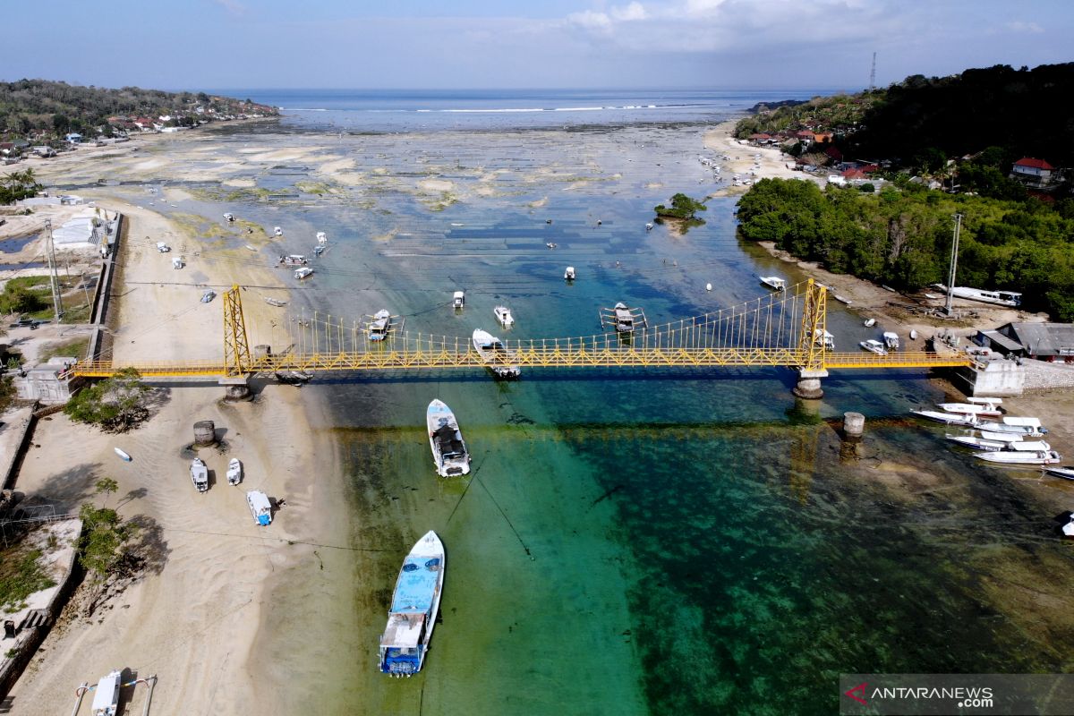 Pelonggaran mal hingga sinyal pariwisata Bali dibuka