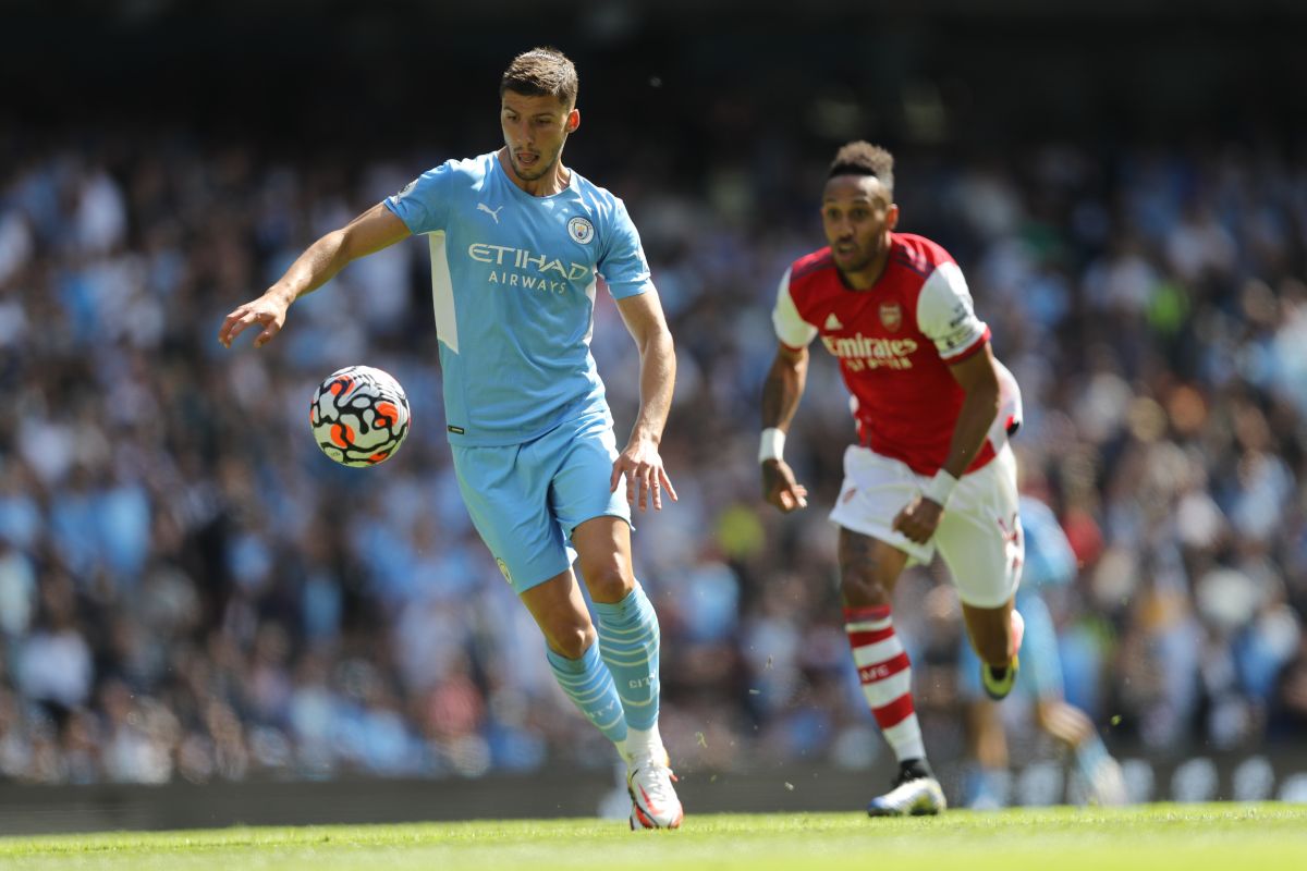 Ruben Dias perpanjang kontrak di Manchester City hingga 2027