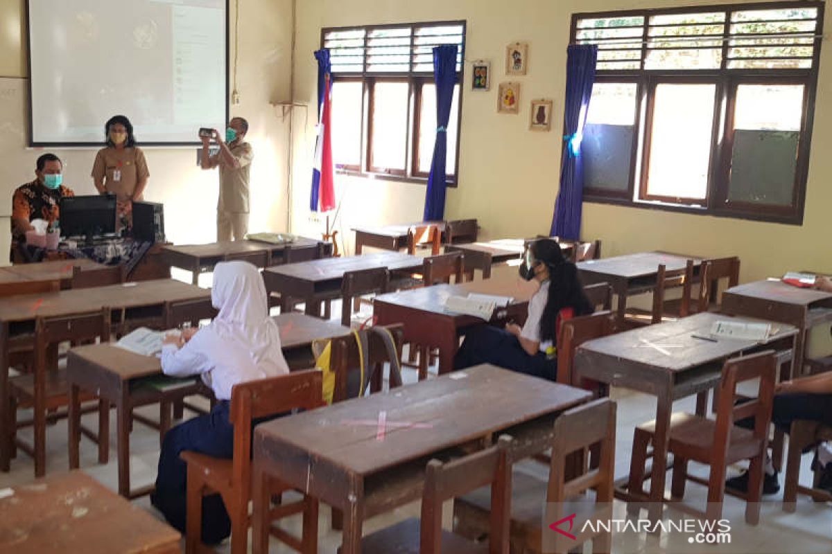 Face-to-face learning activities commenced at 482 schools in Semarang