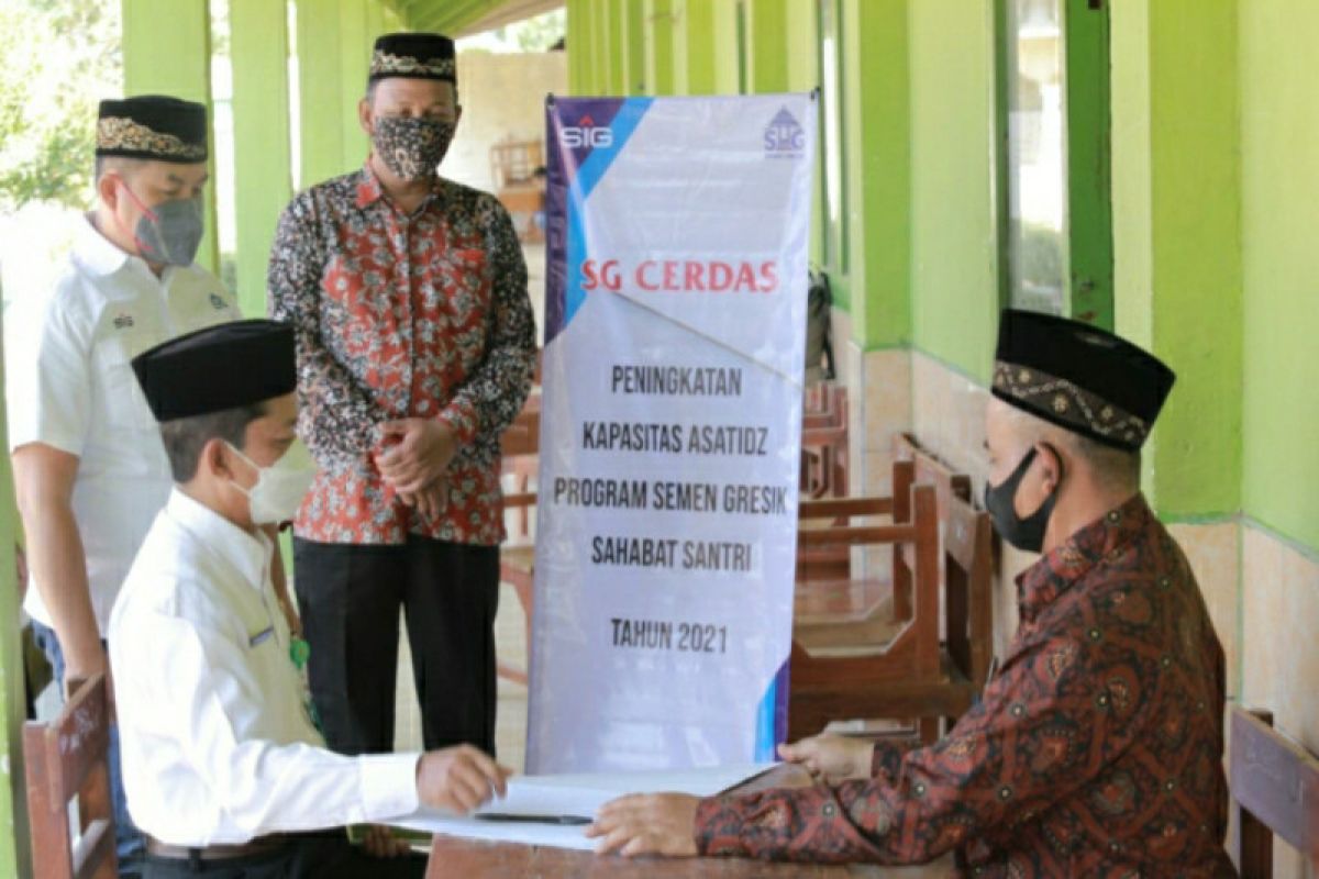 Semen Gresik dukung penguatan kapasitas guru TPQ