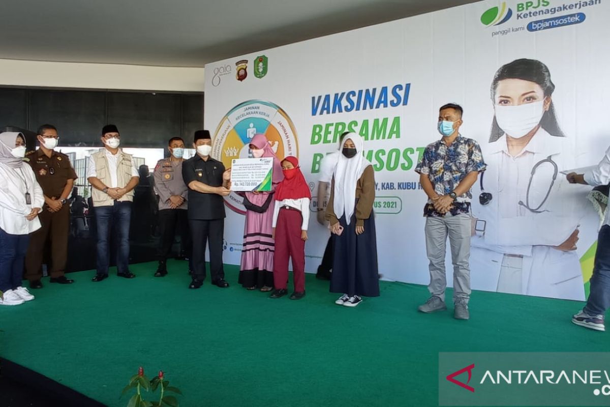 Capaian vaksinasi COVID-19 di Kalbar baru 15,5 persen