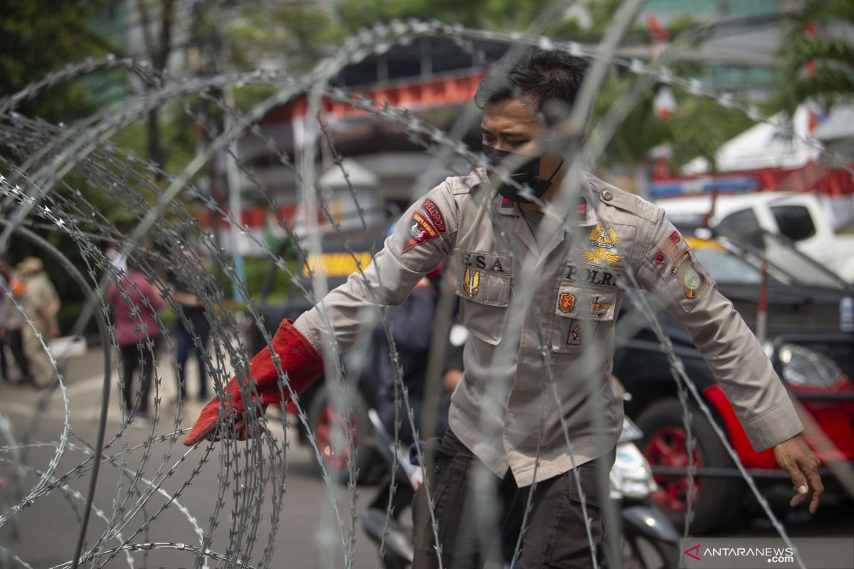 Polisi amankan pedukung saat sidang banding Rizieq Shihab