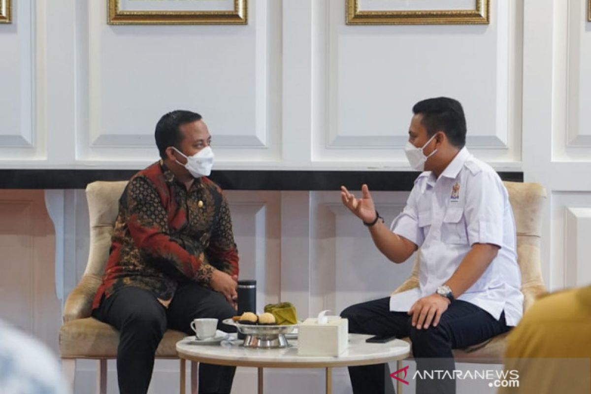 Kadin bantu 250 oksigen dan regulator untuk Pemprov Sulawesi Selatan