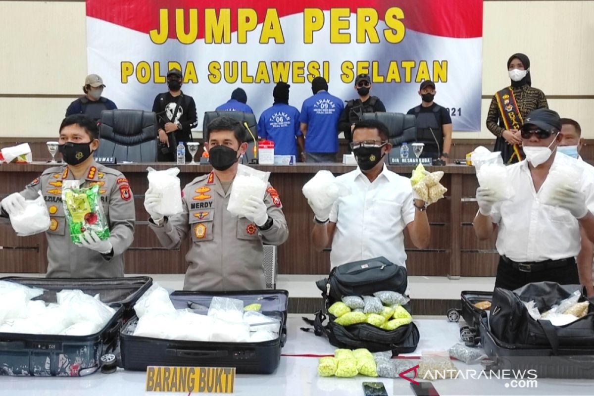 Polda Sulsel rilis pengamanan 75 kilogram sabu dan ekstasi