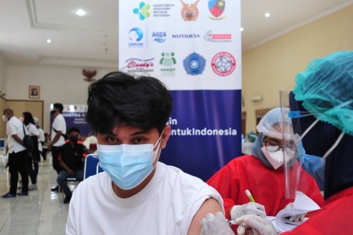 Danone Indonesia-TNI AU gelar sentra vaksinasi COVID-19 di Lanud Adisutjipto