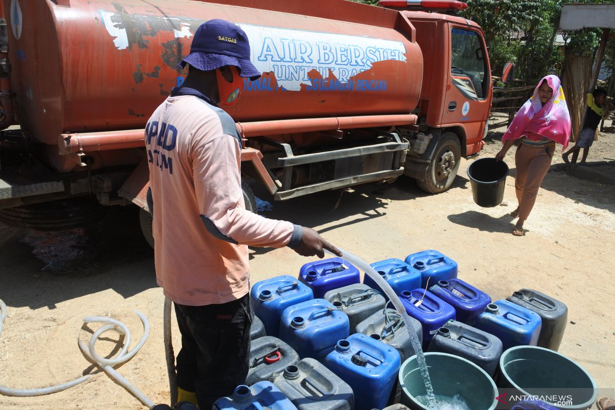 Gunung Kidul masih mendistribusikan air kepada warga terdampak kekeringan
