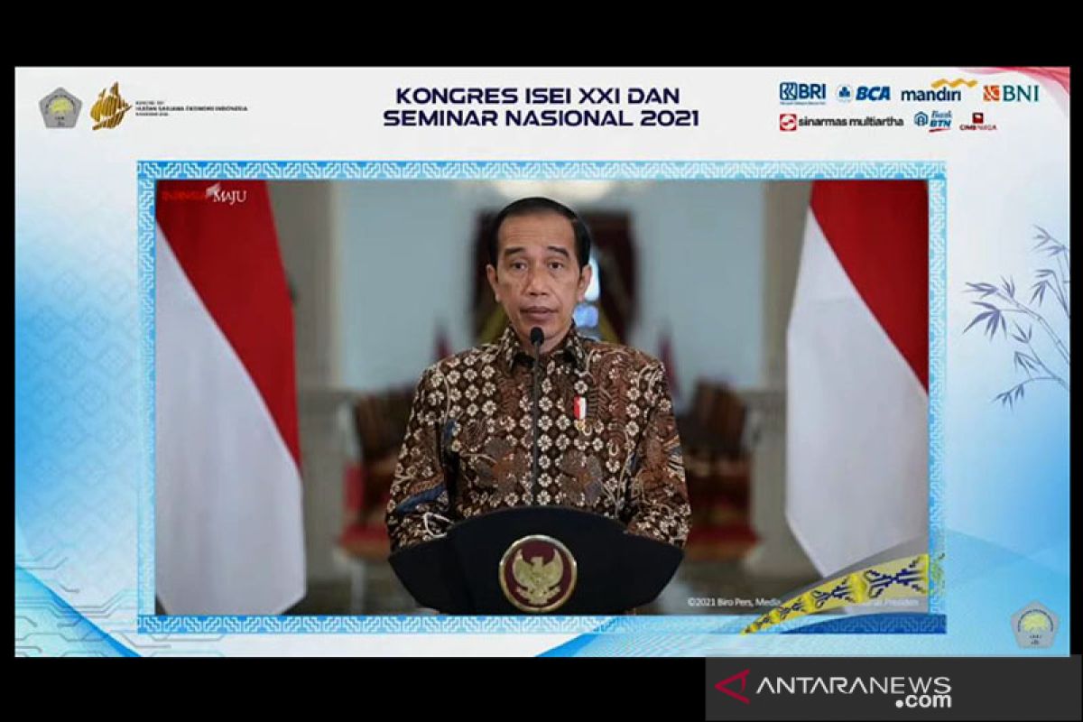 Presiden Jokowi: Gunakan momentum krisis untuk transformasi ekonomi