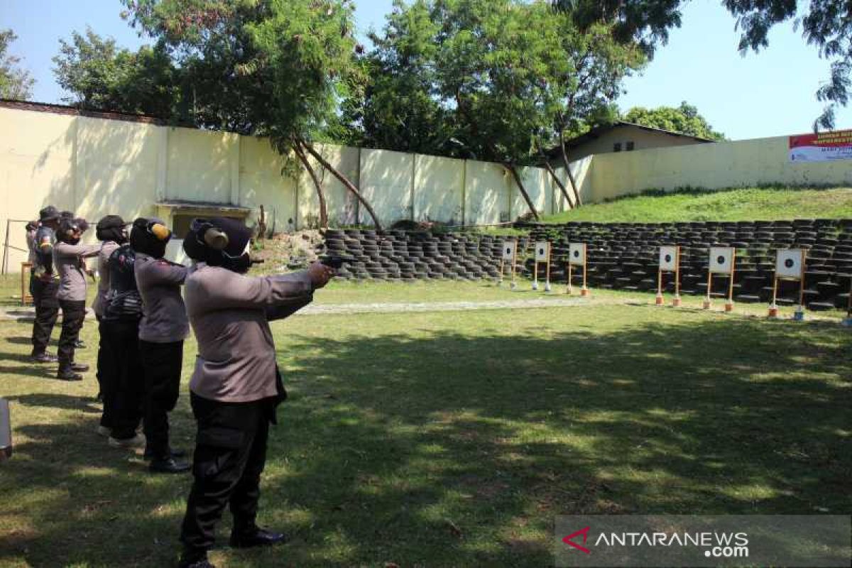 Kapolresta Surakarta gelar lomba tembak untuk tingkatkan keterampilan Polwan