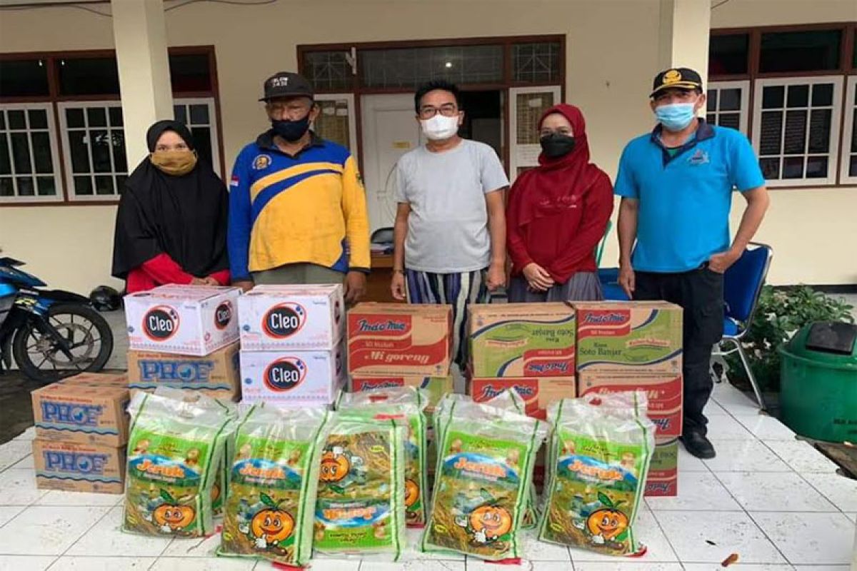 Dapur umum isolasi terpusat Barut terima bantuan dari pihak Ketiga