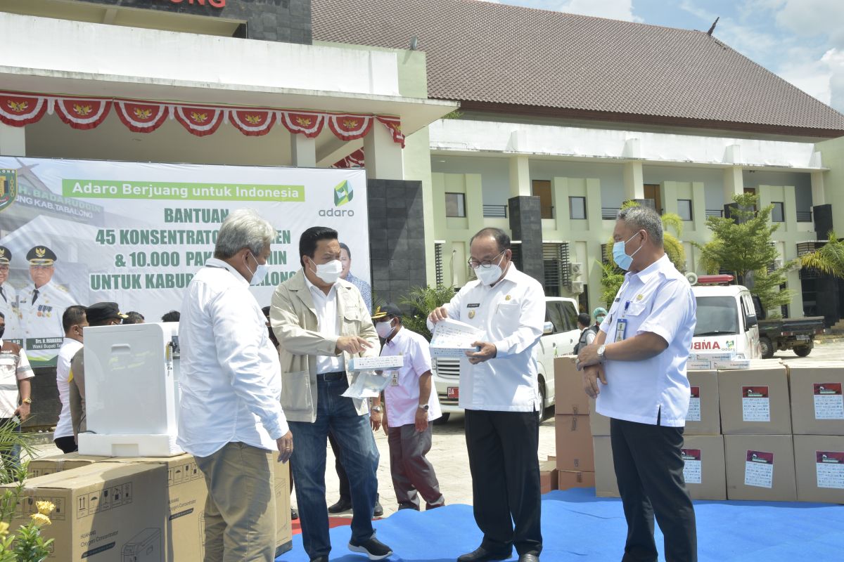 Adaro serahkan 65 konsentrator oksigen untuk Kabupaten Tabalong dan Balangan