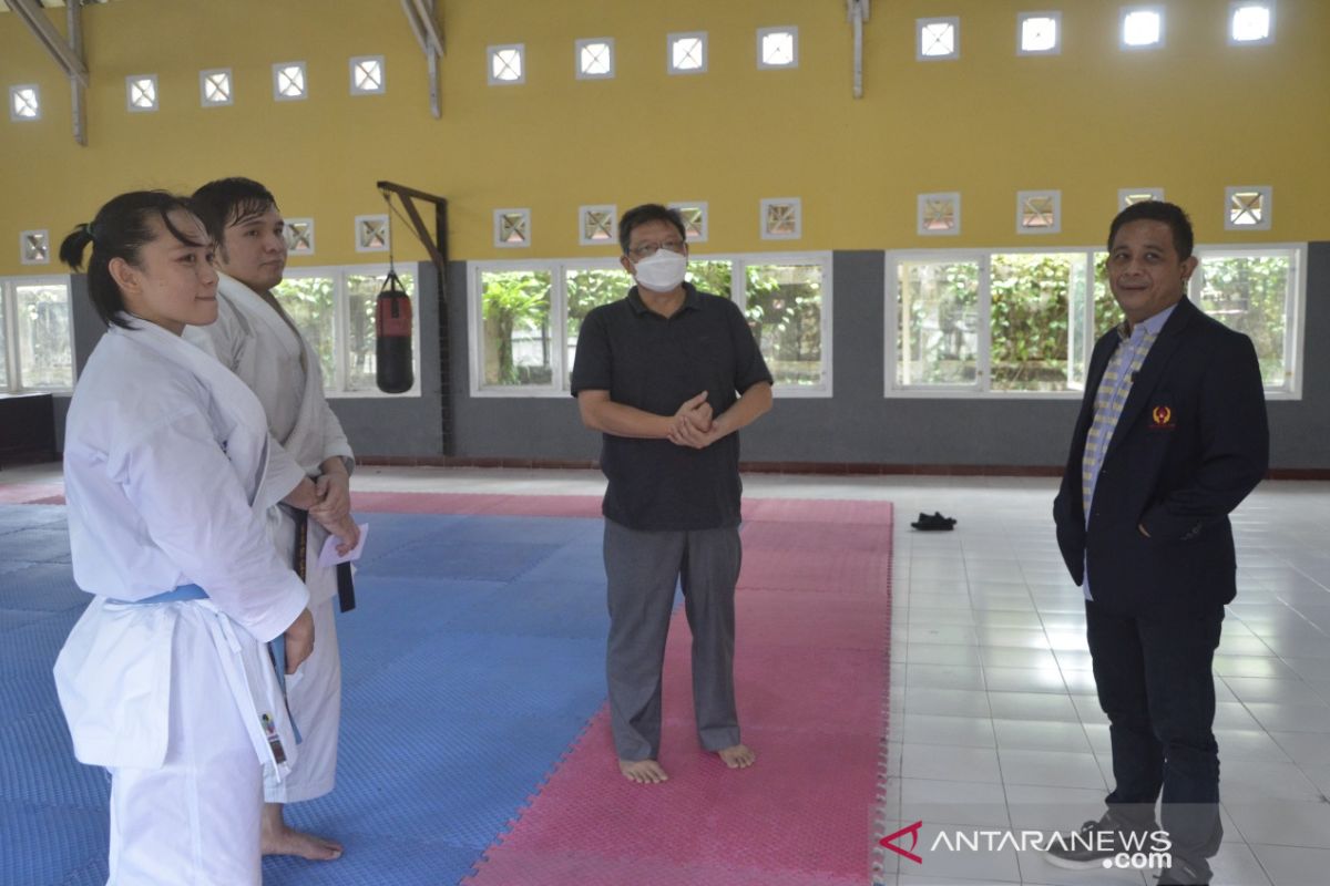 Ketum KONI Jambi targetkan karate sumbang medali PON Papua