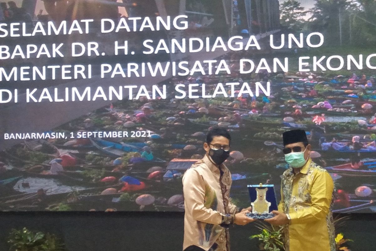 Menteri Sandiaga Uno: Kalsel memiliki destinasi wisata religi dunia