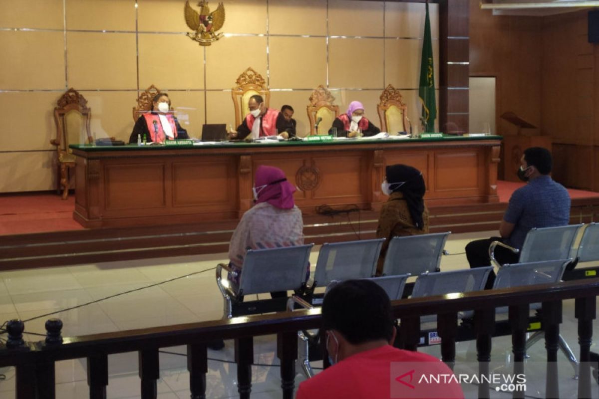 Saksi sebut Bupati Bandung Barat terima puluhan juta dari pejabat KBB