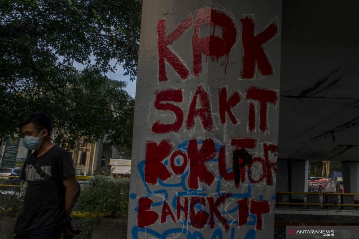 Mural, vandalisme dan hak berekspresi di ruang publik