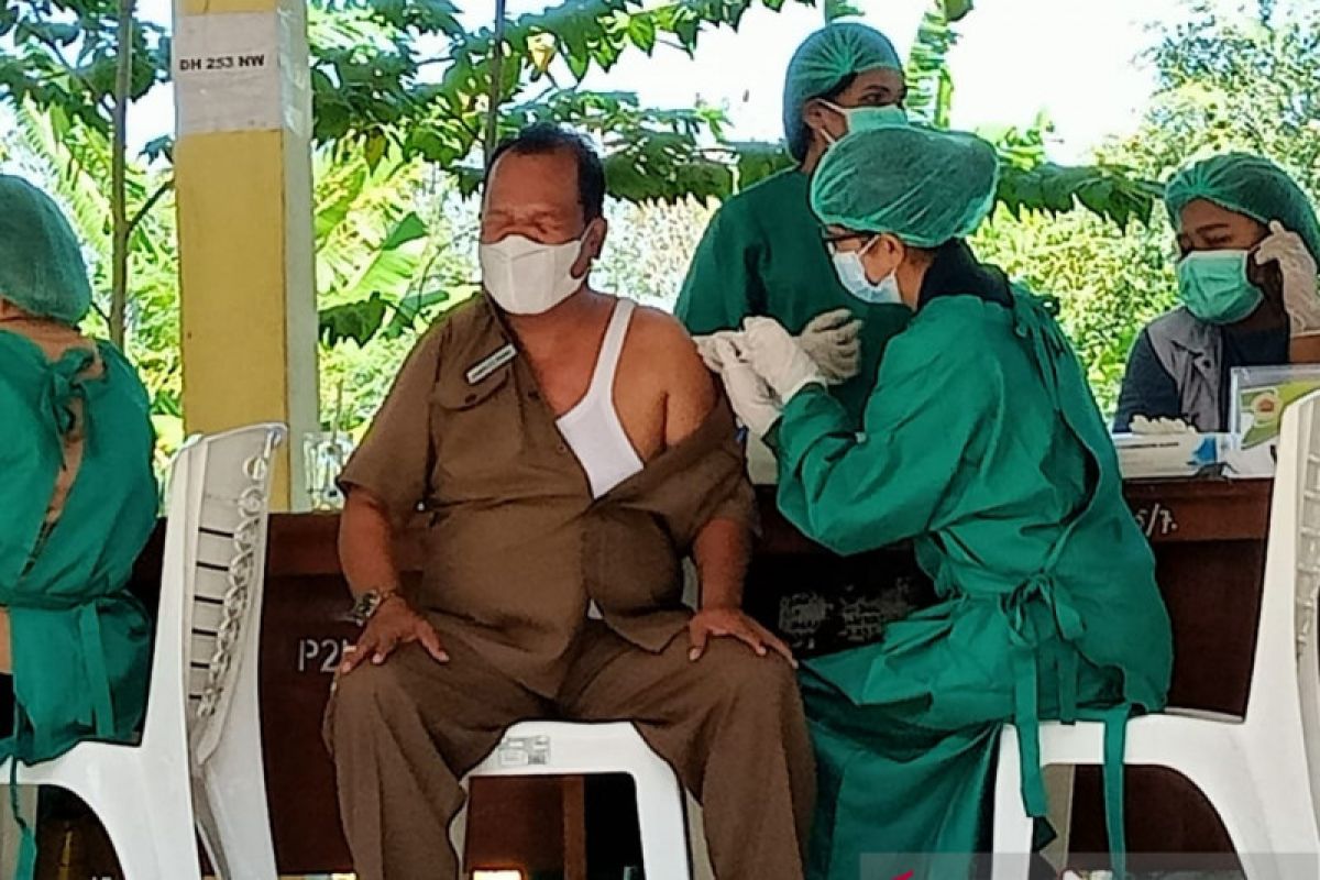 3.263 remaja di Kabupaten Kupang dapat vaksinasi COVID-19