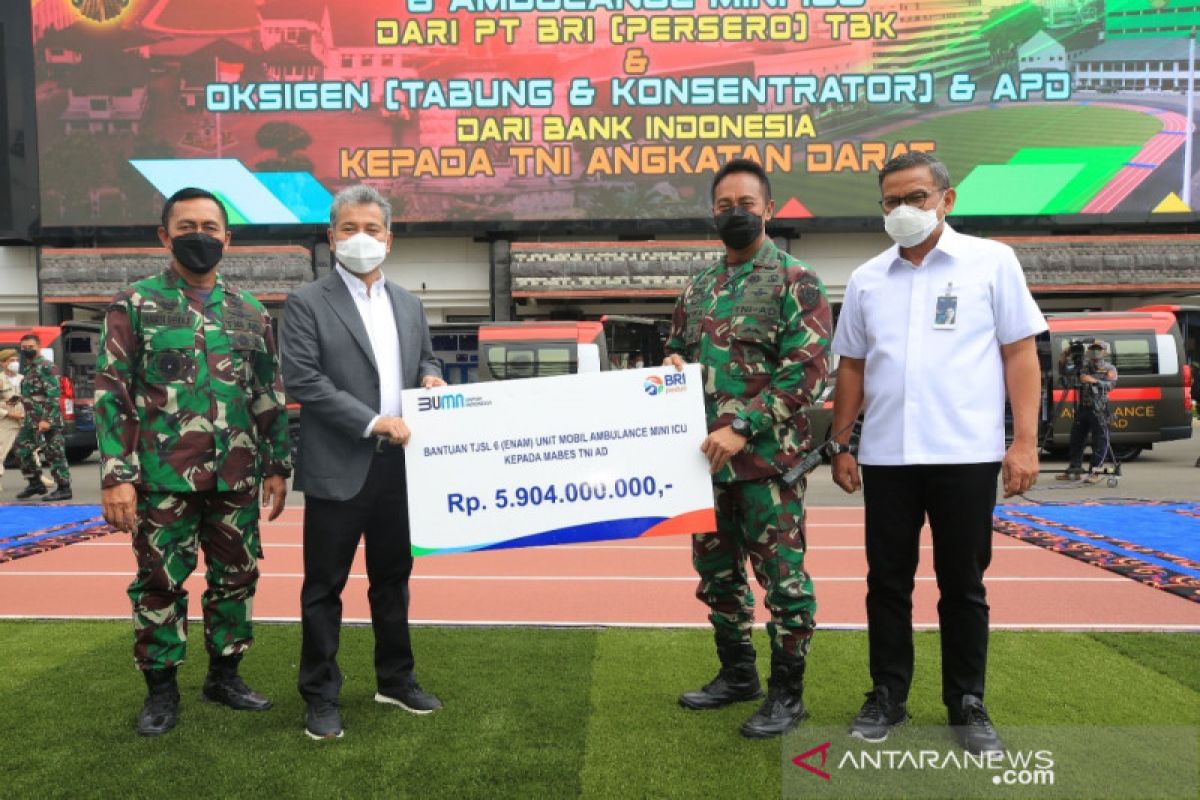 BRI serahkan  bantuan 6 unit ambulans mini ICU kepada TNI AD