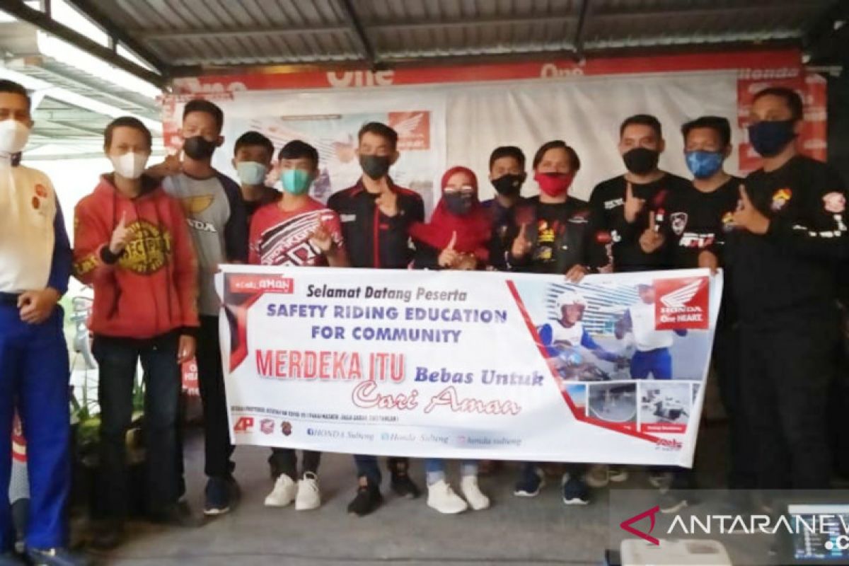 Honda Sulteng Gelar Kampanye Keselamatan Dengan Protokol Kesehatan Ketat " Merdeka Itu Bebas Untuk #Cari_Aman "