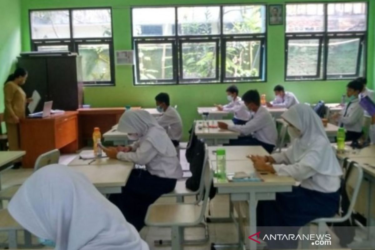 Dinas Kesehatan Penajam ingatkan pelajar disiplin prokes saat tatap muka