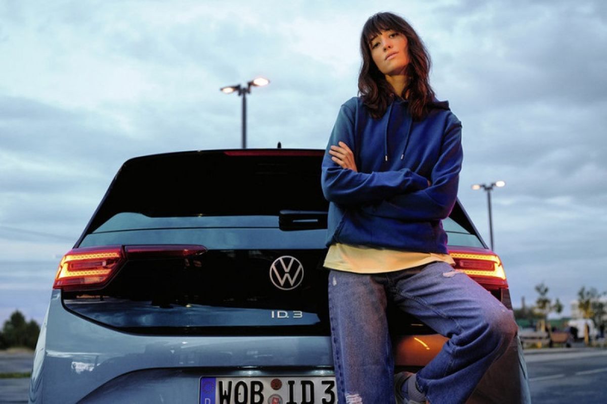Penjualan mobil listrik VW Group meningkat di kuartal ketiga