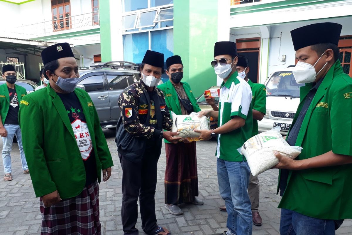 GP Ansor Kediri distribusikan bantuan bahan pokok bantu warga terdampak pandemi