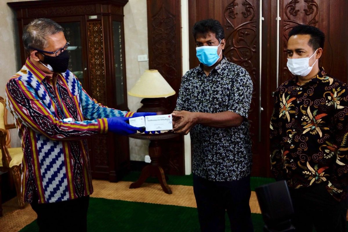 Wilmar Group serahkan bantuan obat COVID-19 pada Pemprop Kalbar