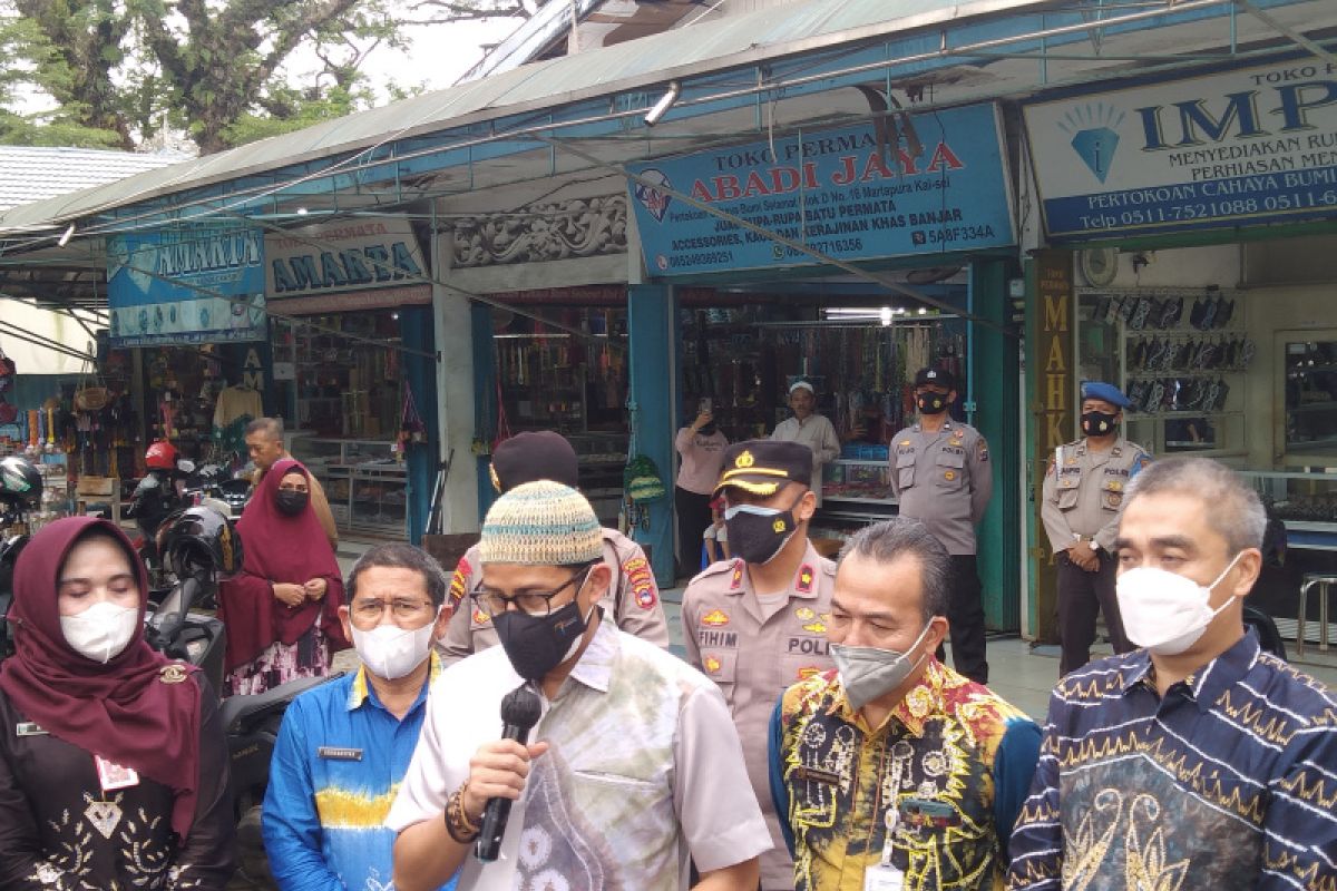 Menperekraf sempat kunjungi perdagangan batu permata Martapura