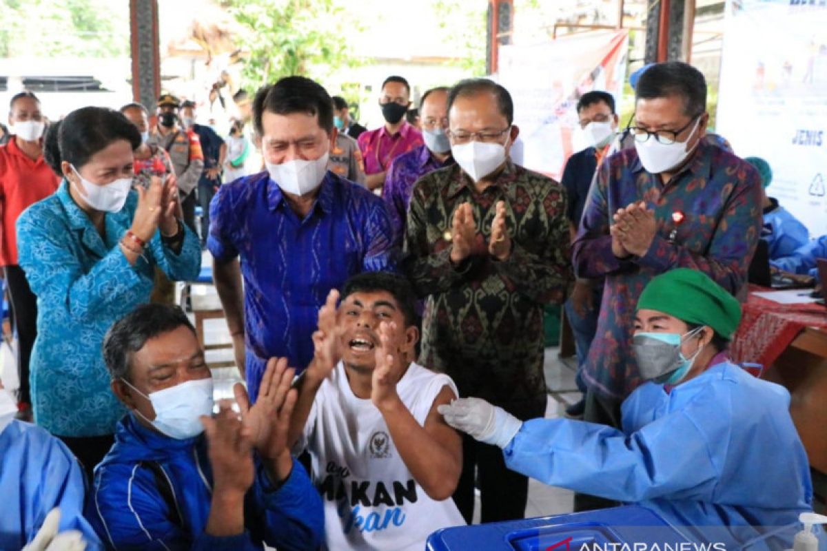 Gubernur Bali harap vaksinasi disabilitas bisa rampung akhir September