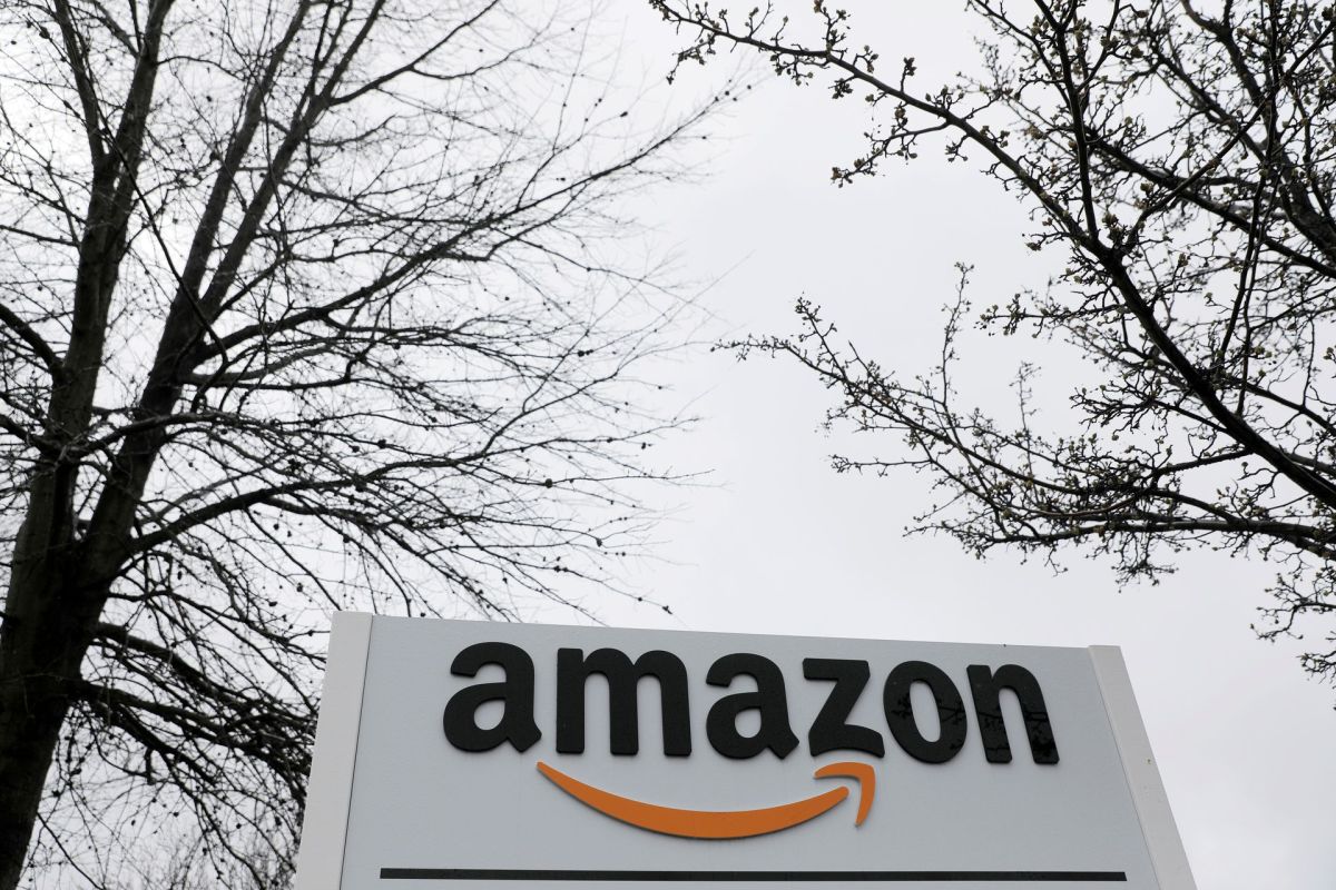Amazon akan lebih banyak hapus konten yang langgar aturan 'cloud'