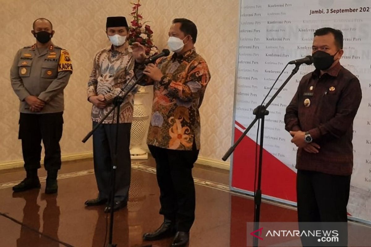 Mendagri minta lakukan pengendalain COVID-19 dan pelonggaran bertahap