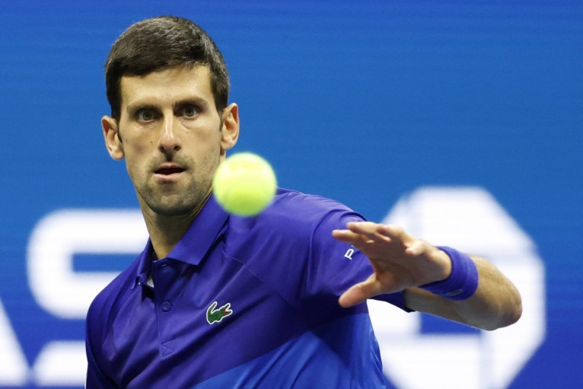 Djokovic melaju ke babak ketiga US Open untuk bertemu petenis Jepang Nishikori