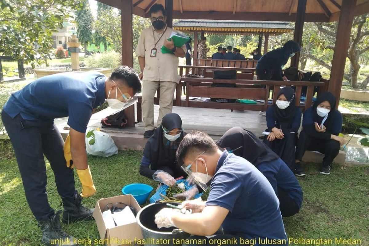 Polbangtan Medan fasilitasi sertifikasi fasilitator pertanian organik bagi alumni