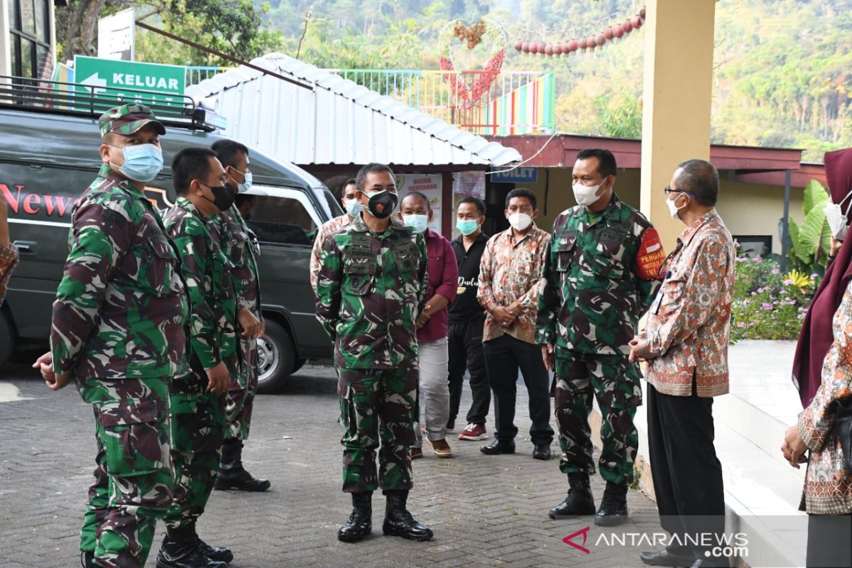 Danrem 082/CPYJ tinjau lokasi TMMD di Desa Duyung Mojokerto