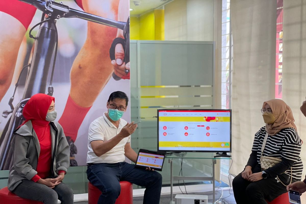 Indosat berbagi layanan digital terpadu saat peringati Hari Pelanggan