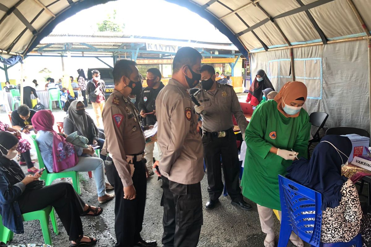 Dorong percepatan vaksinasi, Polres Limapuluh Kota kembali gelar vaksinasi massal