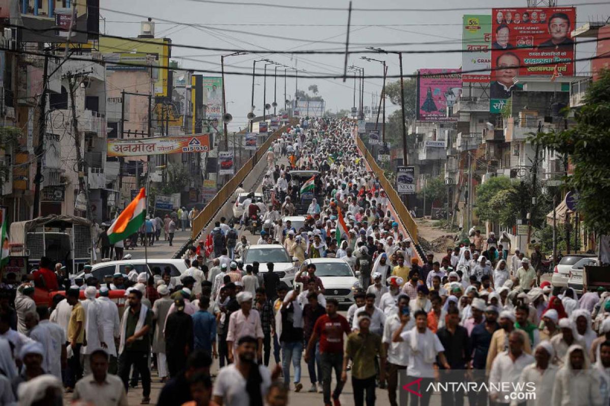 Ancam mata pencaharian, petani India protes UU pertanian