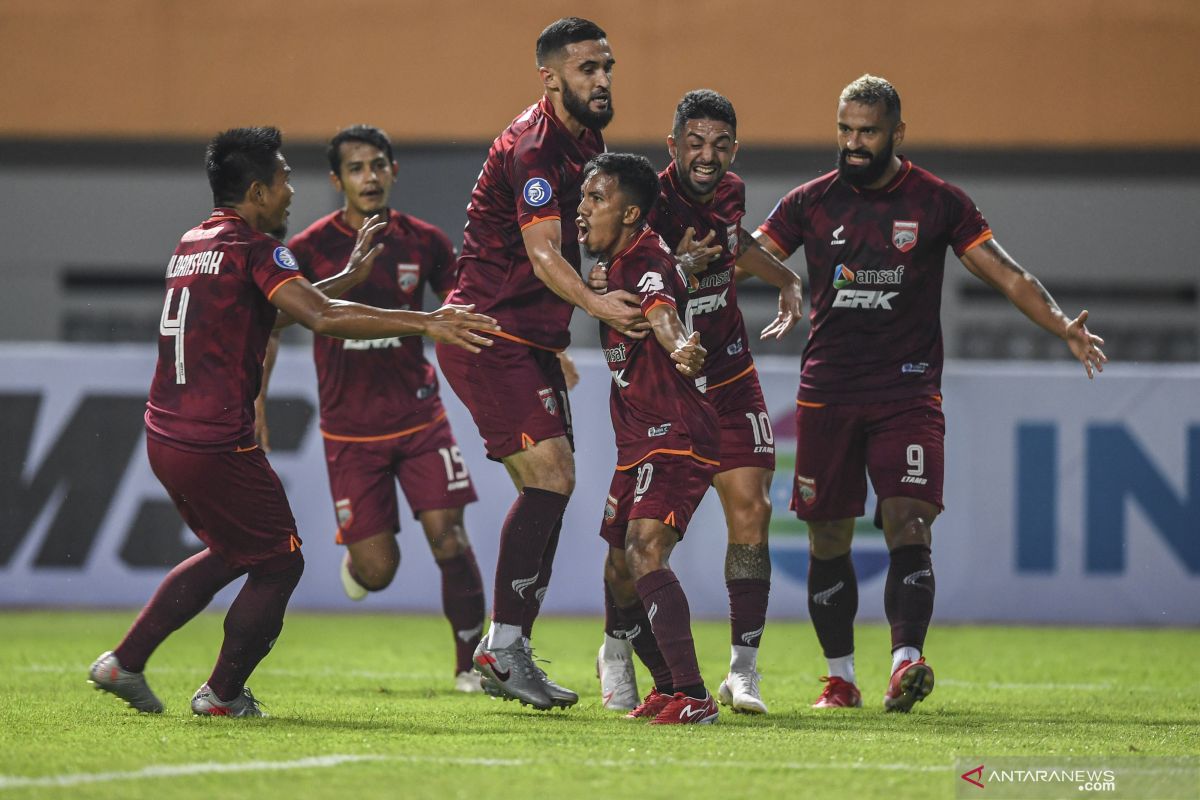 Pelatih Borneo Mario Gomez terima kekalahan 0-1 dari Persik
