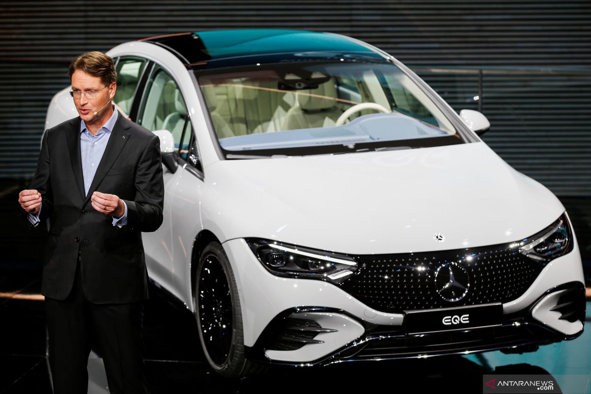 Daimler: Perusahaan otomotif bisa hadapi kekurangan chip hingga 2023
