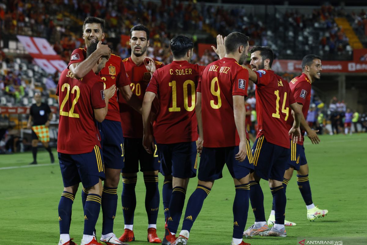 Spanyol kembali ke jalur kemenangan  saat hancurkan Georgia 4-0