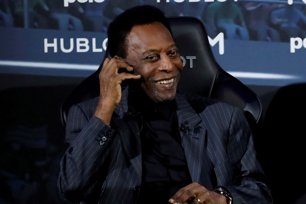 Legenda Brazil Pele dirawat di rumah sakit selama enam hari