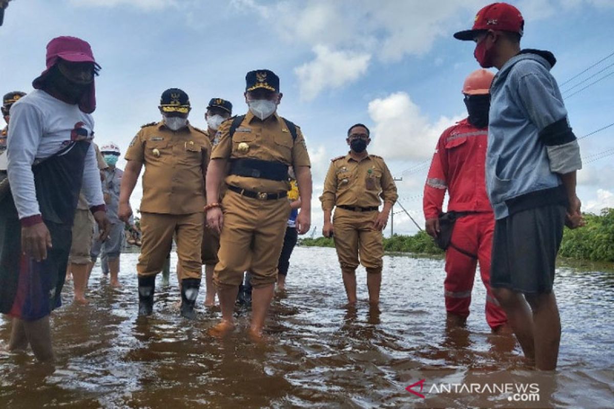 Gubernur Kalteng kirim tiga ribu paket bantuan untuk korban banjir