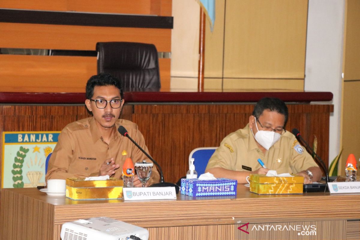 Banjar's PPKM level lowers from 3 to 2