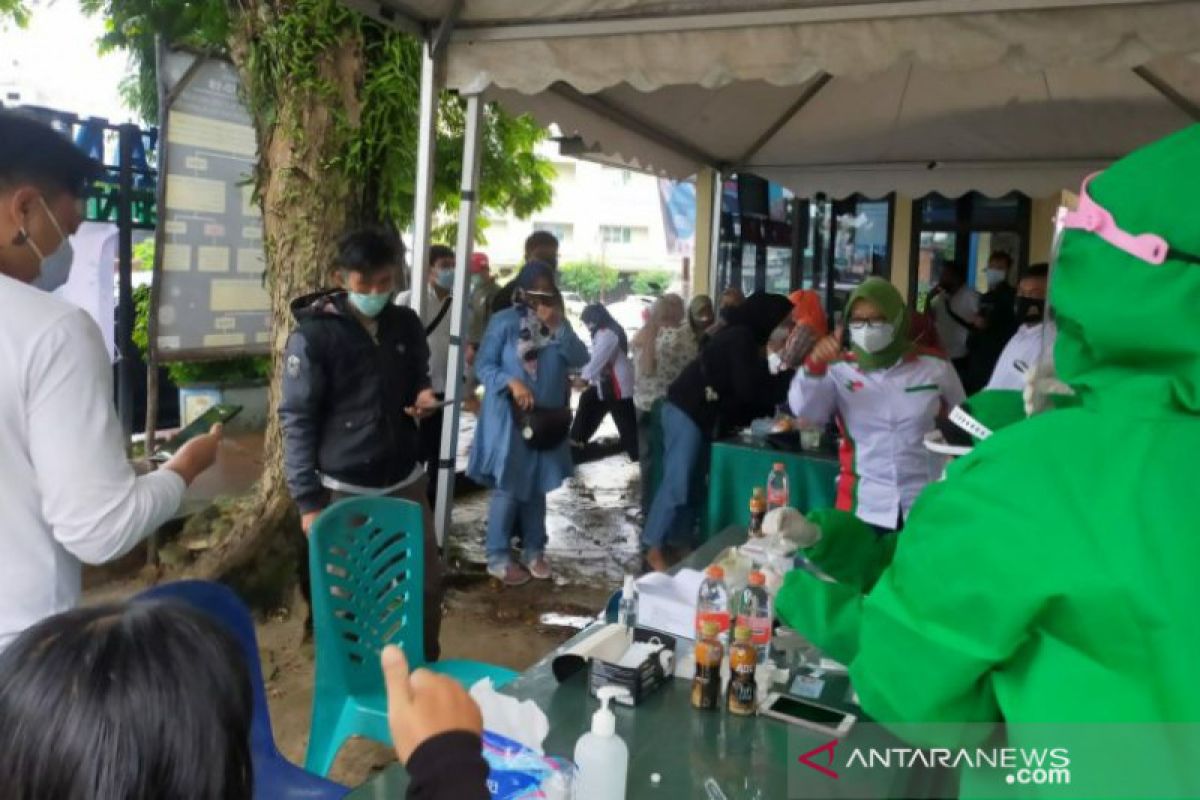 Polres Belitung amankan 11 orang terkait surat PCR palsu