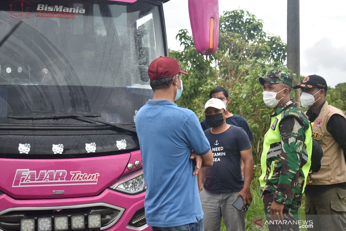 17 warga asal HSS ke Pantai Batakan Baru dinyatakan positif COVID-19